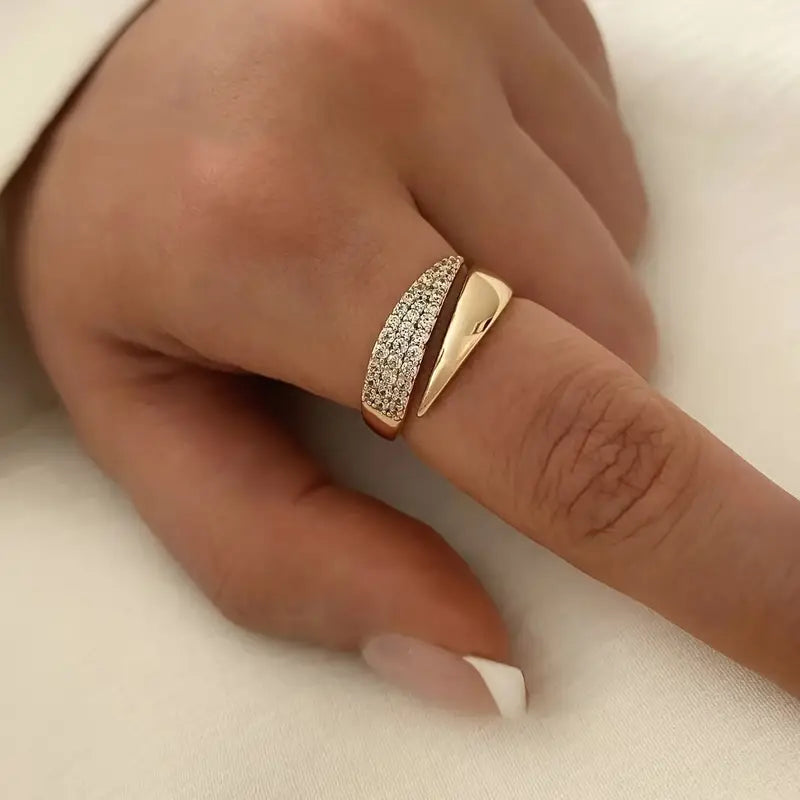 Glinté Ring